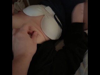 【人妻・不倫】昼下がり欲情した浮気妻が見せつけオナニー