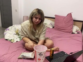 30 minutes over 100 farts in one video