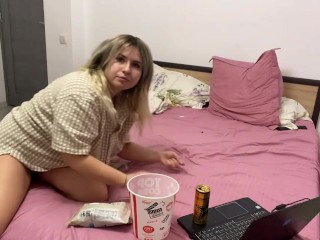 30 minutes over 100 farts in one video