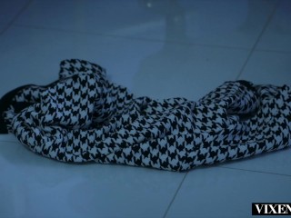 VIXENPLUS Ivy Wolfe Has INSANE BBC Sex For The First Time