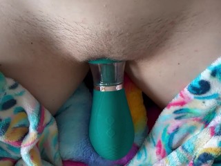 Clit suction licking toy makes my hairy pussy gush, I’m so wet for you
