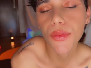 “The Art of Seduction: Harlequin Stockings, Sharp Heels, and Theatrical Desire”