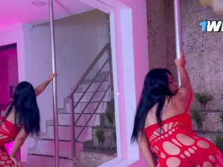 follando a la tetona ex de mi mejor amigo y le lleno de leche su coño en un motel de cali colombia