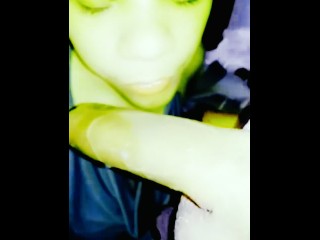 SHE HULK PARODY COSPLAYS IN GREEN DRESS AND GIVES BIG DICK BLOWJOB SPITS DEEPTHROAT AND GAGGING