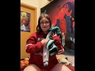 Harriet Potter cums whimpering and screaming while riding Draco‘s jacket! #Drarry