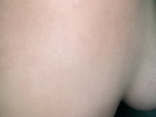 me follo a mi hermanastra cuando esta en la ducha