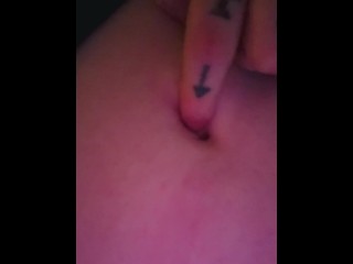 Belly button fingering