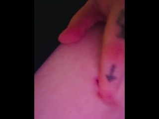 Belly button fingering