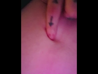 Belly button fingering