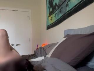 I want you to masturbate with me - hairy, flexible stoner chick