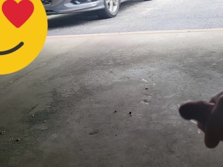 Twink boy jerking off and cuming at 3pm in public with the garage door open! Naked twink solo public