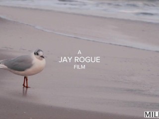 MILFY Photographer Makes Sexy Milf Sarah His Subject