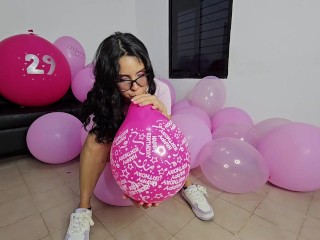 Marianna celebrates with BLOW TO POP and SIT TO POP (full video on C4S / MV / OF / Membersite)