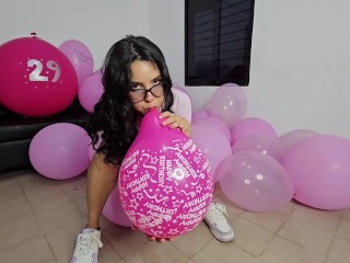 Marianna celebrates with BLOW TO POP and SIT TO POP (full video on C4S / MV / OF / Membersite)