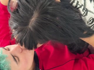 SABES QUE ME CORRO RÁPIDO! Lengua, saliva y orgasmos jugando videojuegos