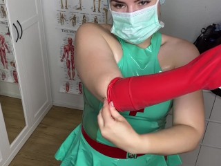 Wrapped my Arms in Latexgloves