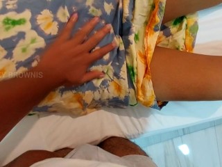 Sri Lankan - Accidentally went Step Sister's bed room - Sexy Night Dress - Asian Hot Couple