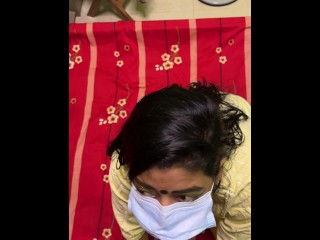 Desi Girl Gives Sloppy BJ – Wet & Wild Blowjob in Bed!