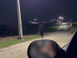 He Appeared Out of Nowhere — And Gave Much More Than Help... A stranger on the street touched me