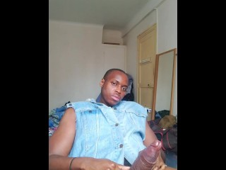 Les filles qui ont le sida ou le VIH ou bien d'autres MST vous n'êtes pas dans mon équipe ! C'est pj