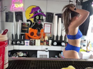 Bikini Barista Makes Her Ass Clap And Serves Customers