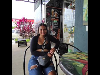 niñera caliente quiere follar en publico ahora mismo