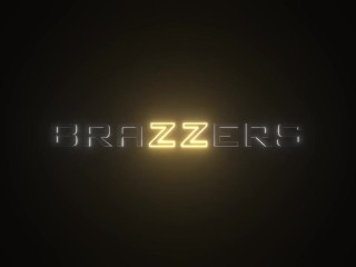 Private Dancer Gets Oiled Up Yorgelis Carrillo / Brazzers