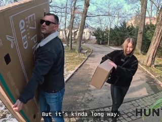 HUNT4K. I closed my BF’s eyes with banknotes and sucked stranger’s cock! I’m not that shy