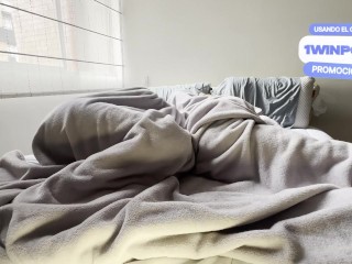 The pillows on my best friend's bed rub my pussy nicely