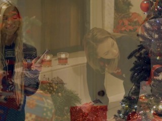 Horny Czech beauty Isabella De Laa pounces on new Stepdaddy's Mature Morning Wood