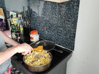 Жареная картошка с мясом