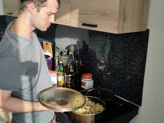 Жареная картошка с мясом