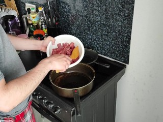 Жареная картошка с мясом