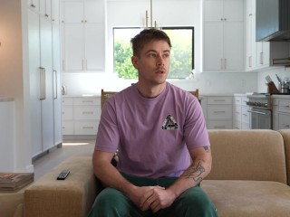 Redhead Babe comes into my room and DEMANDS I FUCK HER GOOD