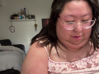 late night sesh- titties, bong hits, & casual talk