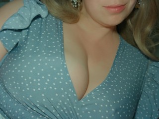 Night sex with chubby wife. Huge ass and big breasts of wife