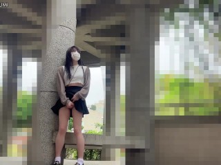 HA82 Stuff vibrating beads under the skirt and go out for a walk!