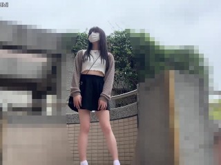 HA82 Stuff vibrating beads under the skirt and go out for a walk!