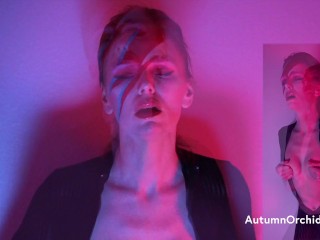 David Bowie cosplay with Eros Foundry dildo fucking and Hitachi vibrator orgasms...