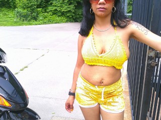 THIS SOLO FEMALE PORNSTAR IS BLOCKING THE ROAD PUBLIC EXOTIC BROWN SKIN COSPLAY