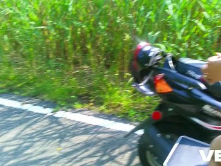 SEX OUTSIDE ON PUBLIC BIKE TRAIL PARK TREES WOODS JUNGLE