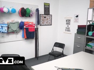 Show Me The Goods: Blonde Shoplifter’s Hidden Loot Uncovered in Officer’s Intense Body Search