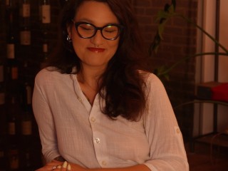 pov: you can't resist your boss when she wants to give you a blowjob in her office