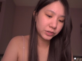 Cute Asian Girl ASMR - 1 Kings 21-22