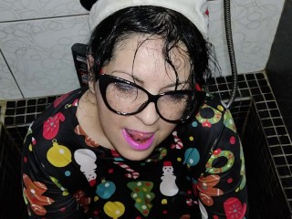 Pissing in my slut girlfriend's mouth