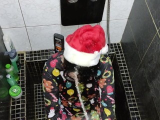 Pissing in my slut girlfriend's mouth