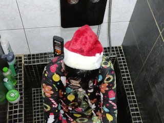 Pissing in my slut girlfriend's mouth