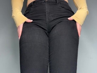 Desperate Intense Peeing in Black Skinny Jeans