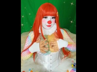 Clowngirl's Big Top Titty Tease (full vid on OnlyFans)