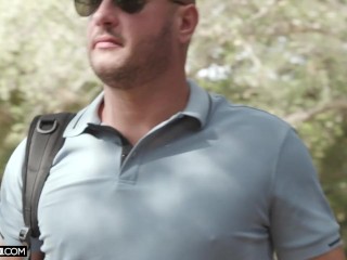 HotwifeXXX - Beautifully Stacked Blonde Wife Fucks Husbands Friend (Gigi Sweets)